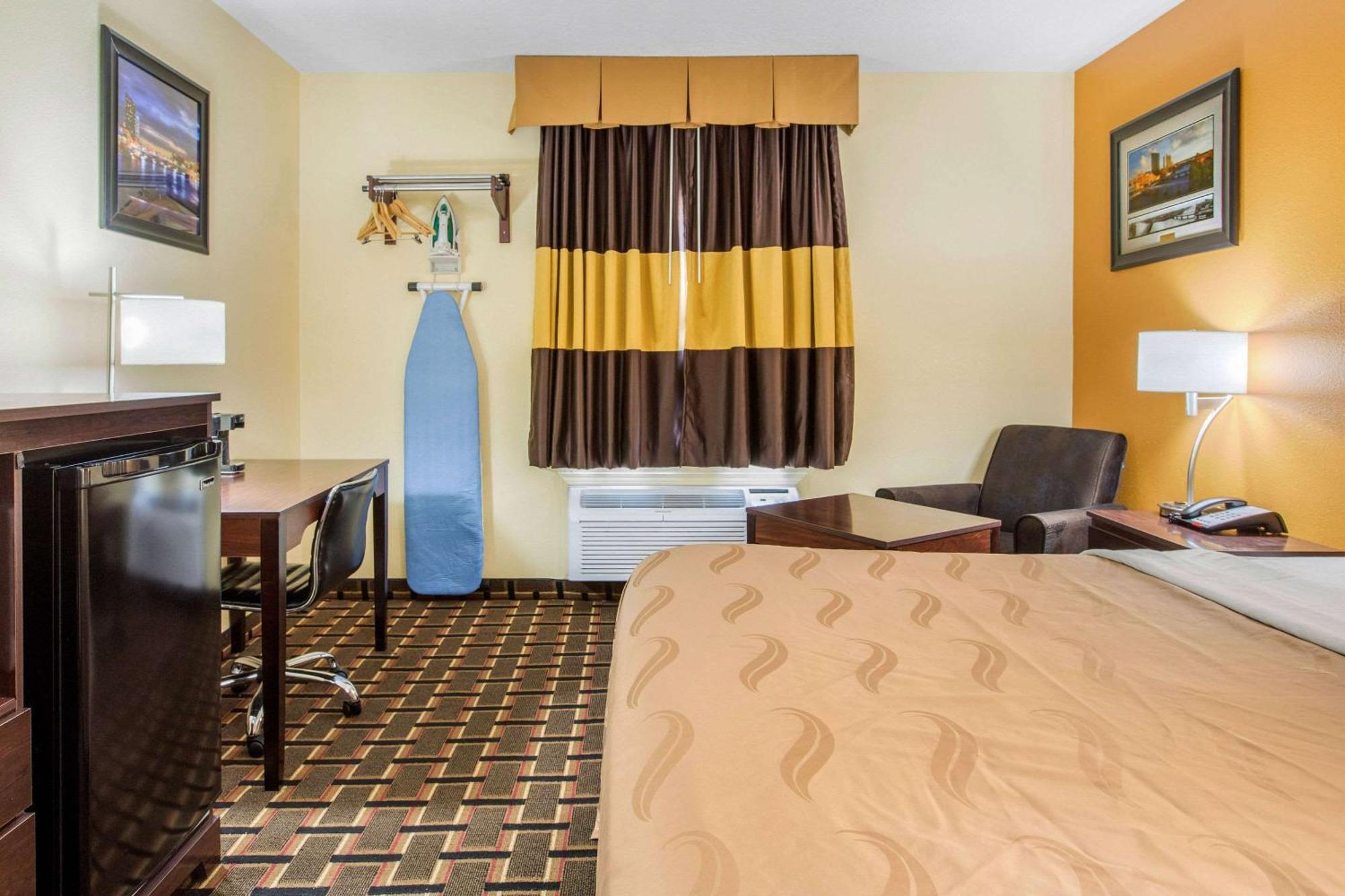 Quality Inn Grand Rapids Near Downtown Wyoming Buitenkant foto