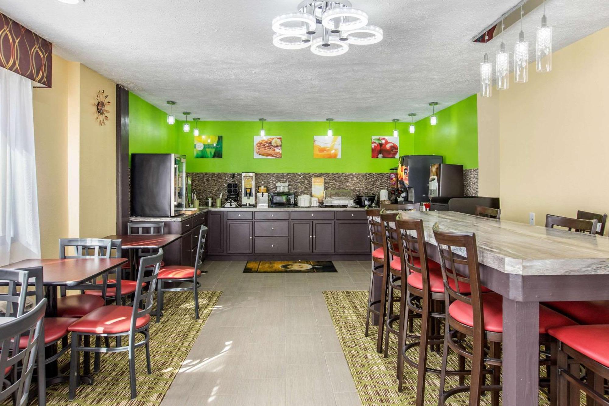 Quality Inn Grand Rapids Near Downtown Wyoming Buitenkant foto
