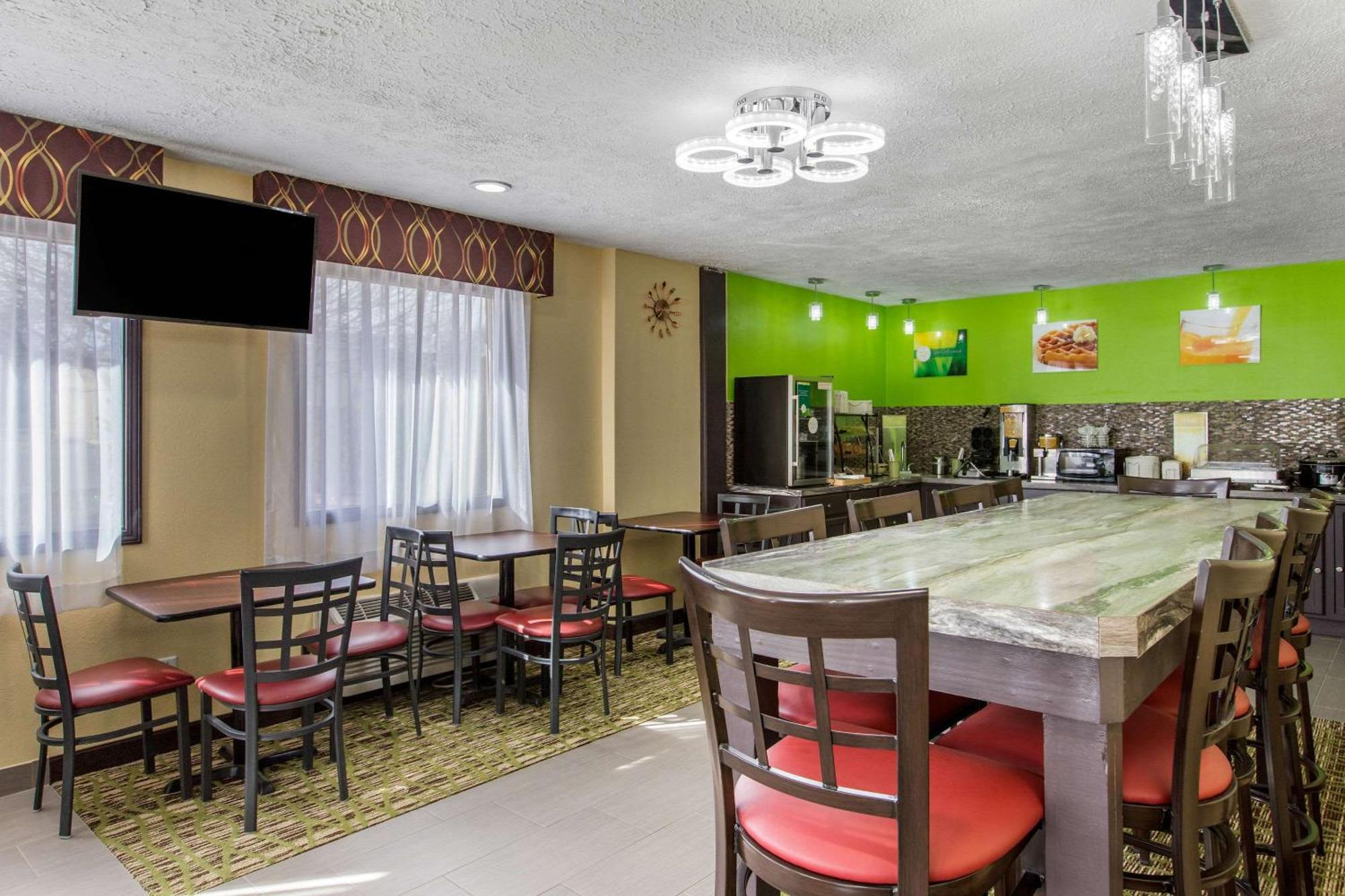 Quality Inn Grand Rapids Near Downtown Wyoming Buitenkant foto