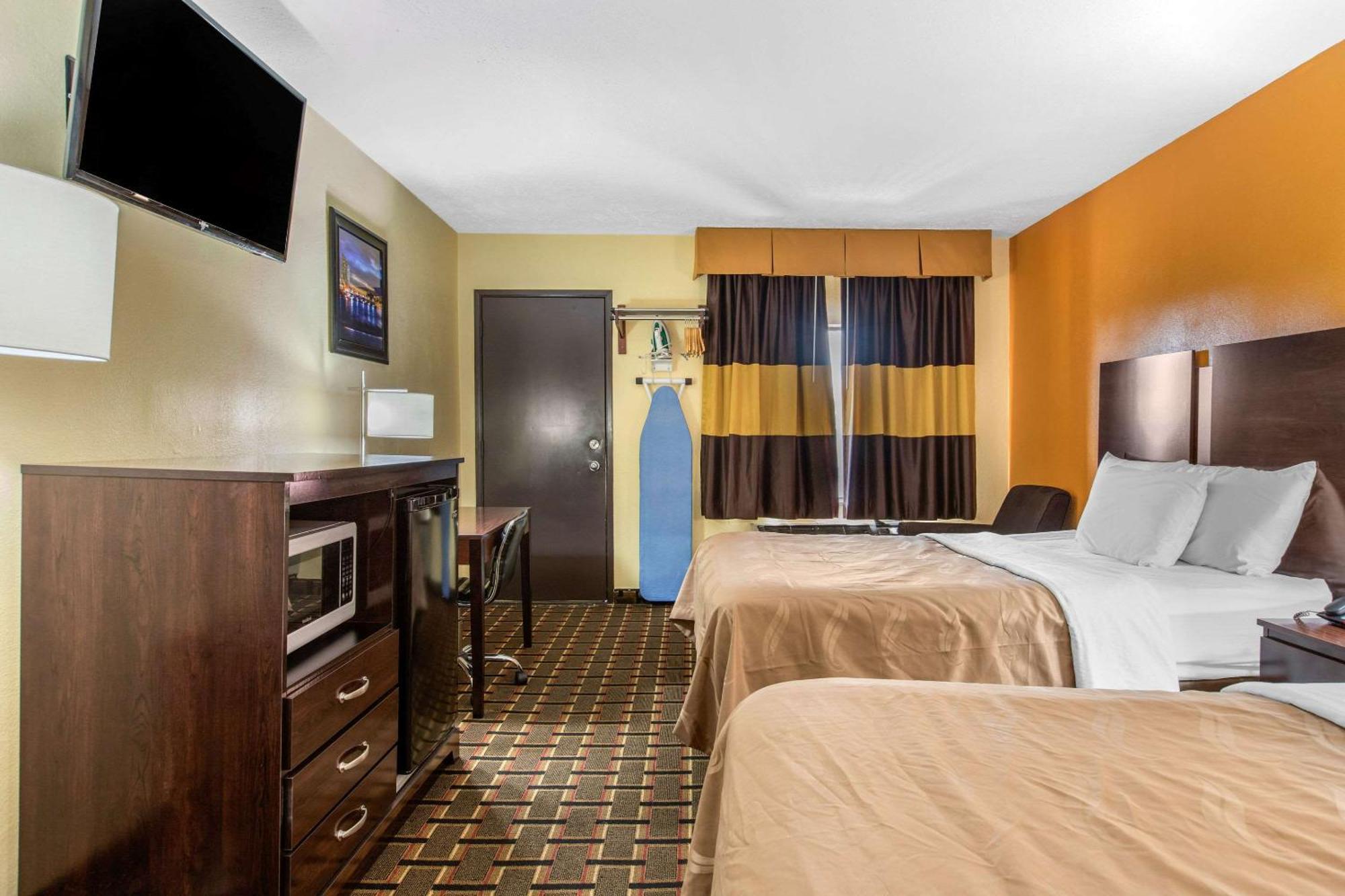 Quality Inn Grand Rapids Near Downtown Wyoming Buitenkant foto