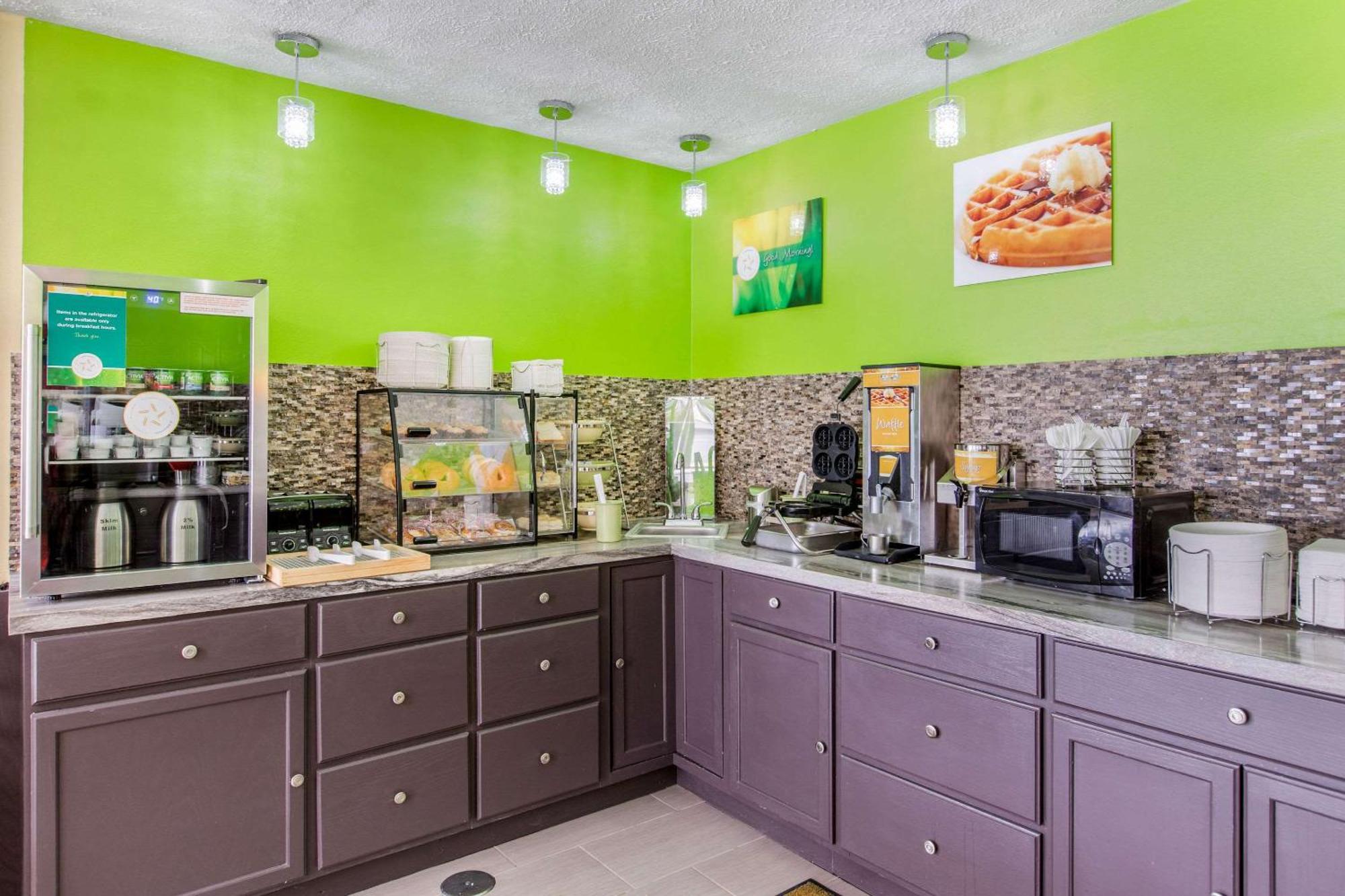 Quality Inn Grand Rapids Near Downtown Wyoming Buitenkant foto
